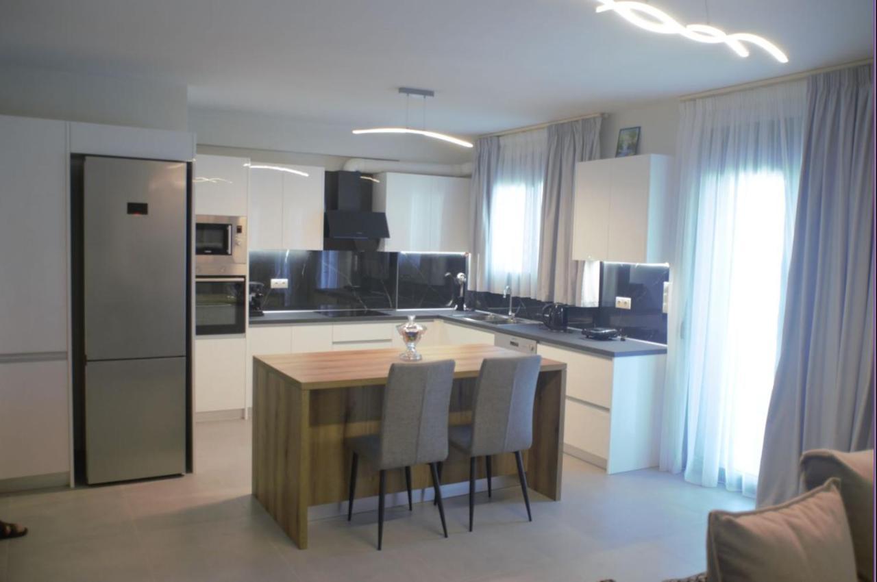Poly'S Home 2 يانينة المظهر الخارجي الصورة
